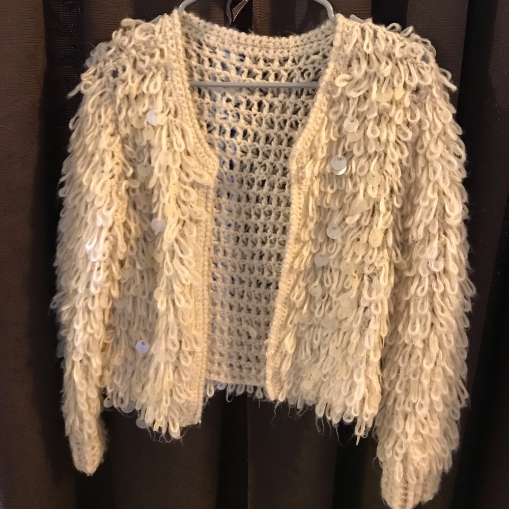 Sweater cardigan with plastic sequins